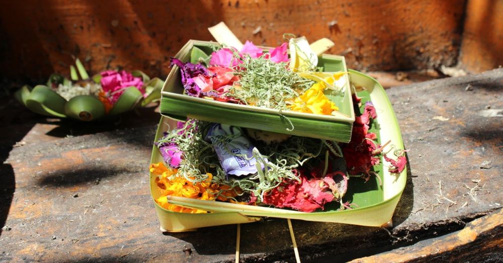 Canang sari.