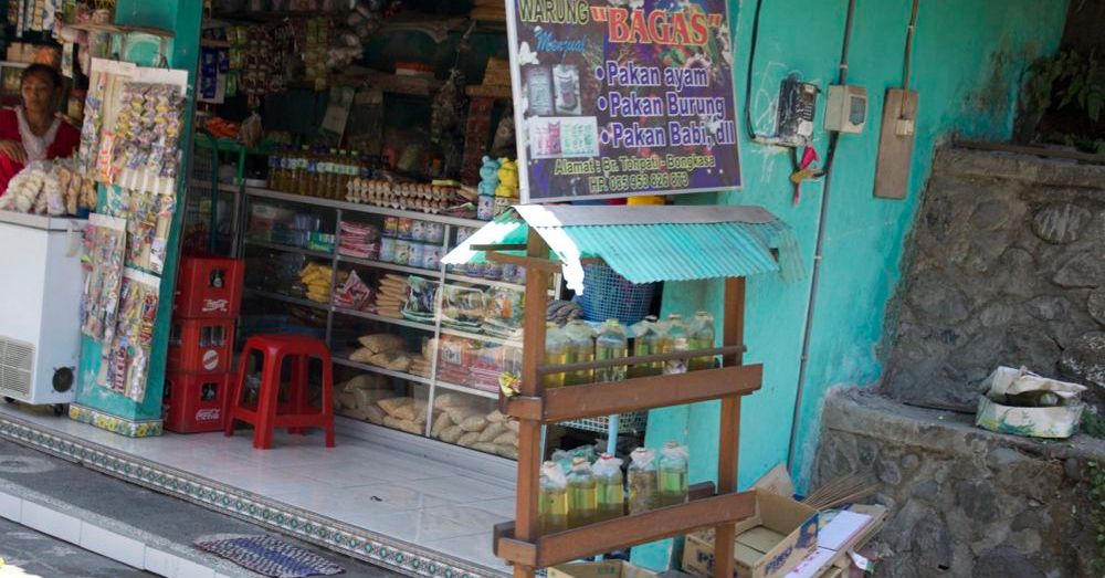 Petrol warung