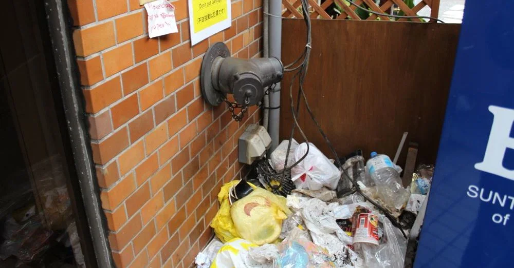 No Trash Cans