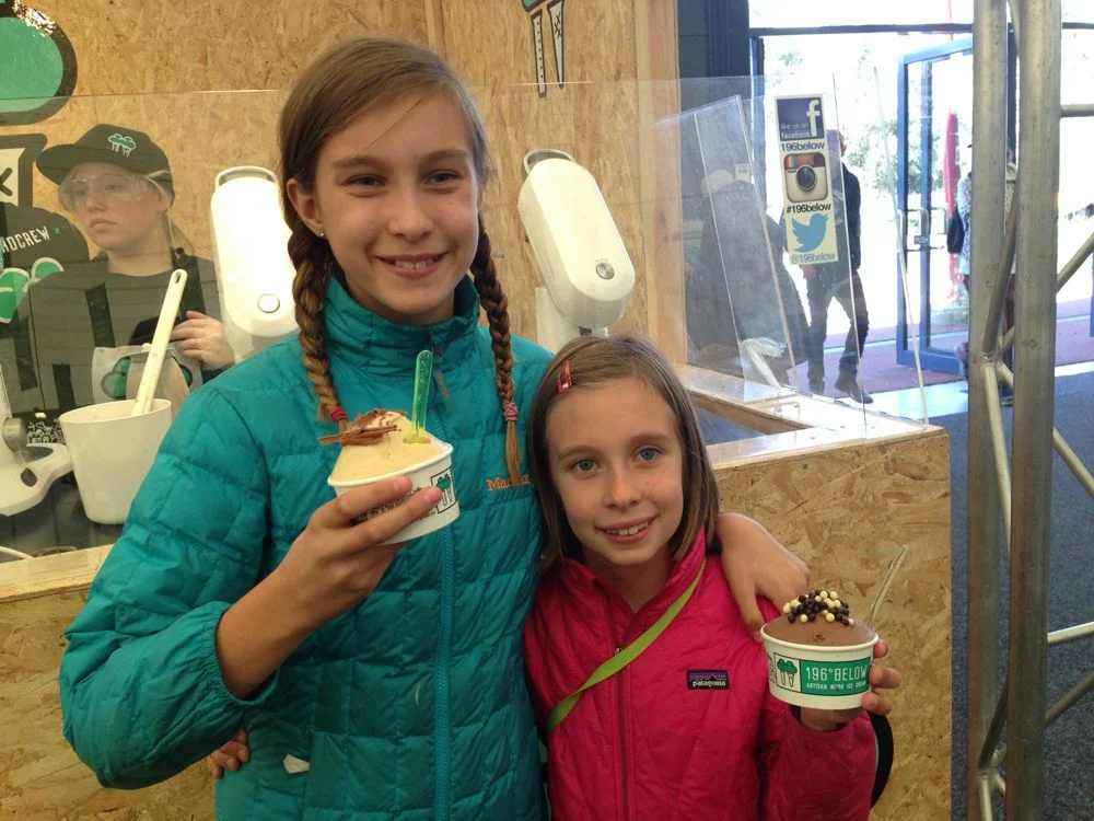 Ice cream made with liquid nitrogen