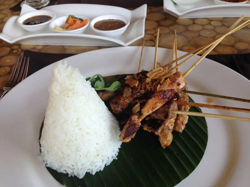 Rice and mixed grill