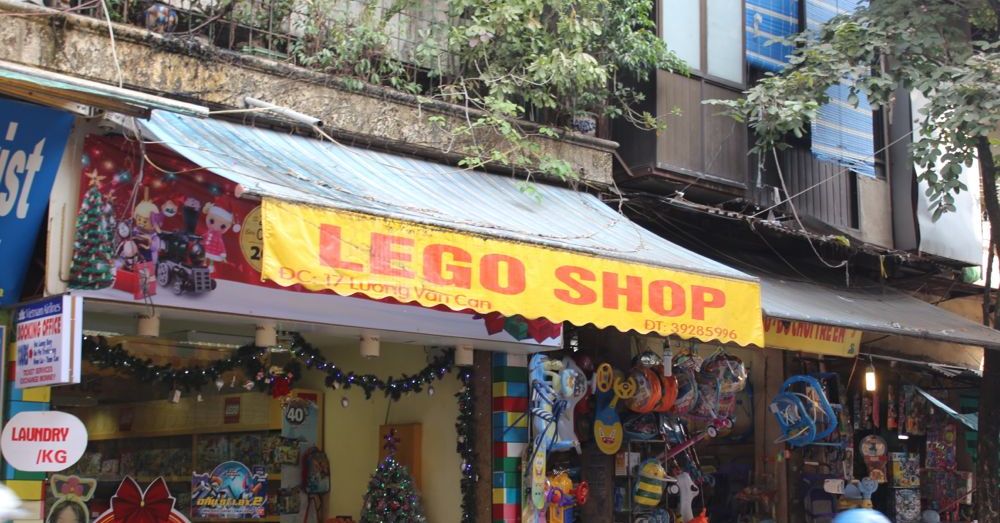 Lego Shop in Hanoi.