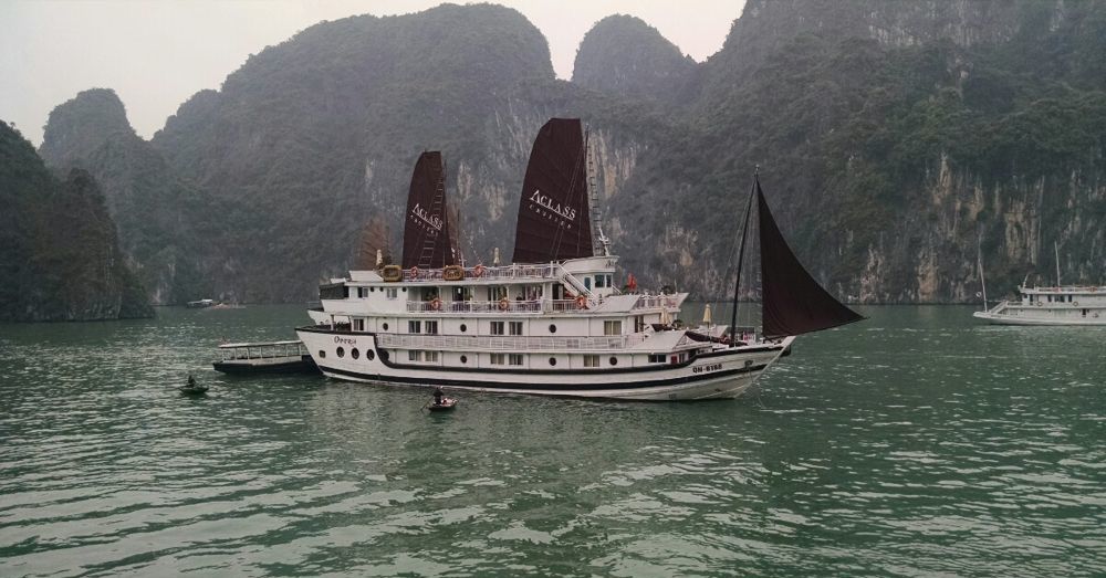 Christmas Day, Ha Long Bay