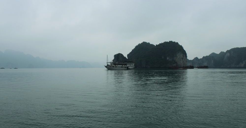 Another day, another island in Ha Long Bay