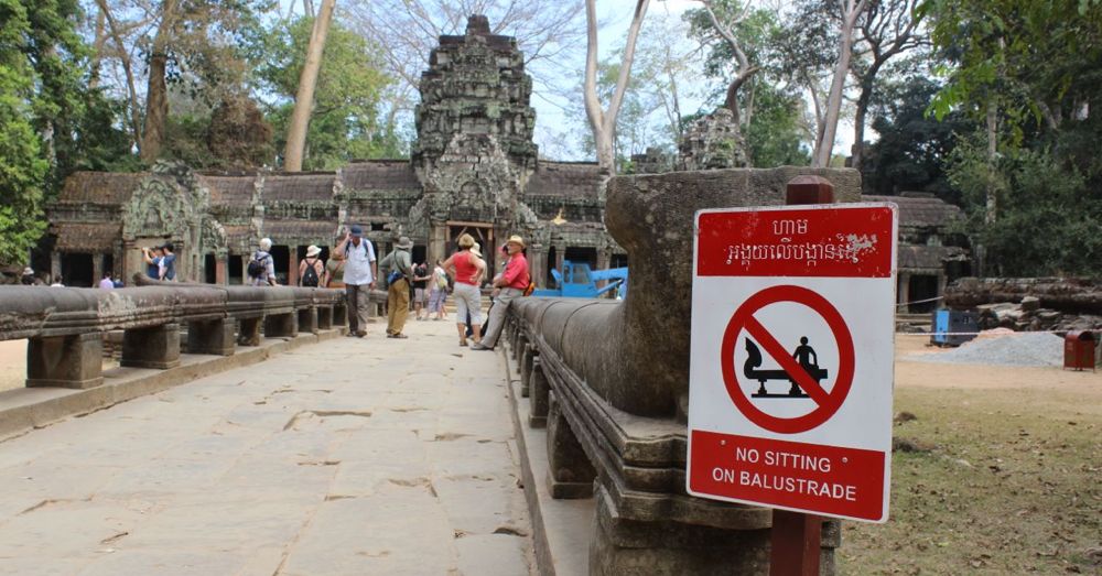 Tourists at Ta Prohm