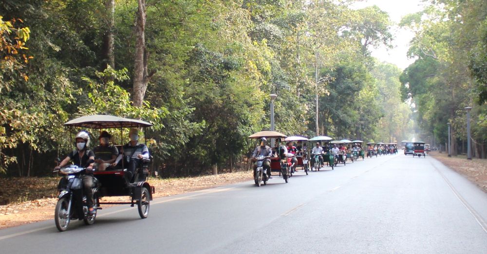 Tuk Tuk Traffic