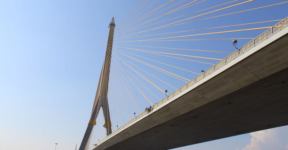 Rama VIII Bridge