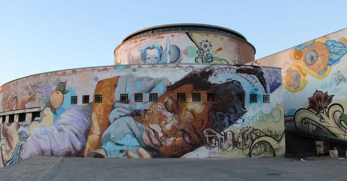 How to Arrive in Seville During Semana Santa