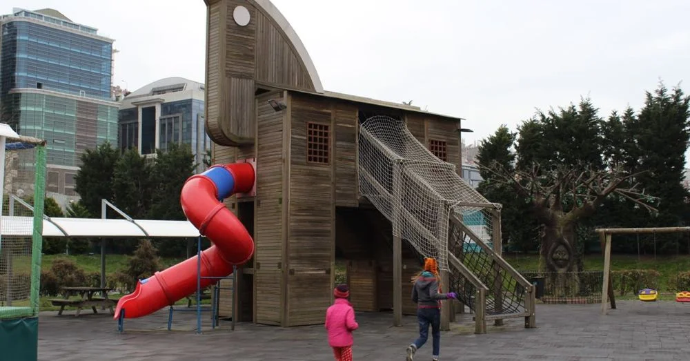 Trojan Horse Play Area