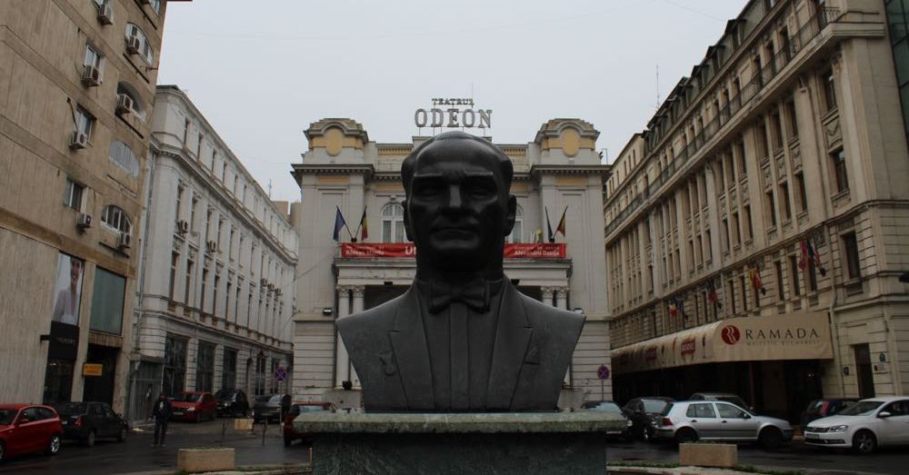 Bust of Mustafa Araturk