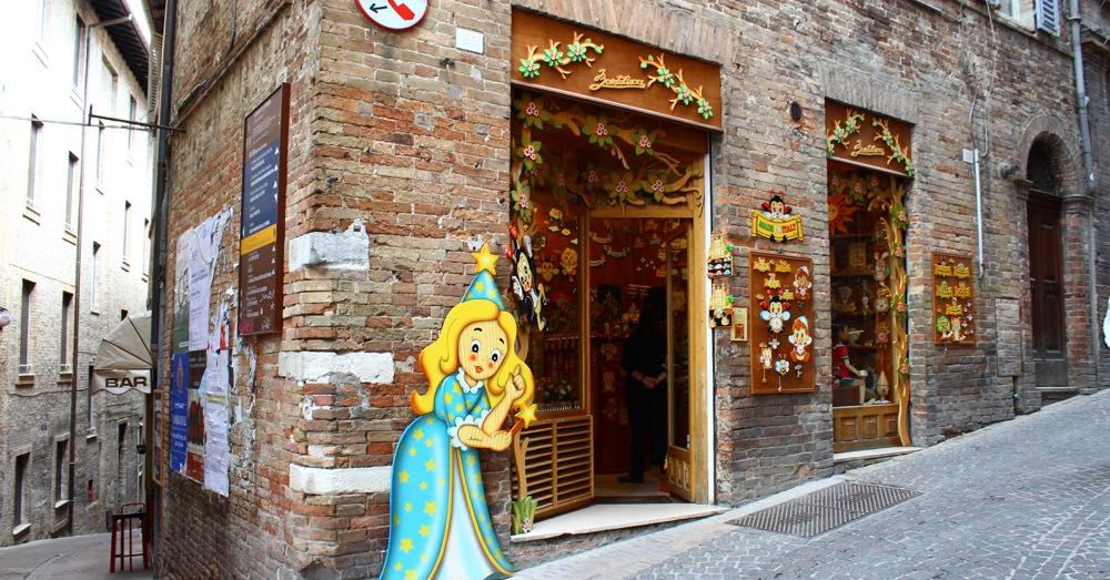 Bartolucci Store, Urbino