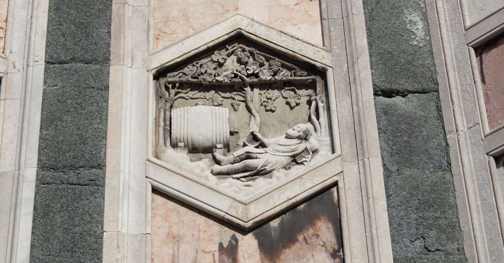 Detail of the Florence Cathedral facade 