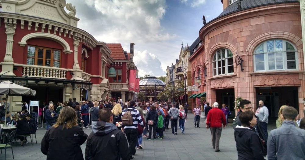 Tschüss, Phantasialand