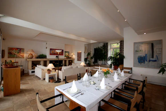 MAS-1-dining-lounge.jpg