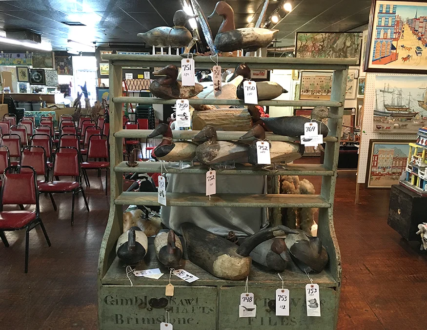 SneakPeakApril2018AuctionHall_21.jpg