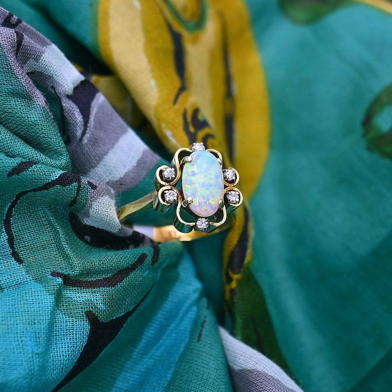 Vintage Retro Opal Ring