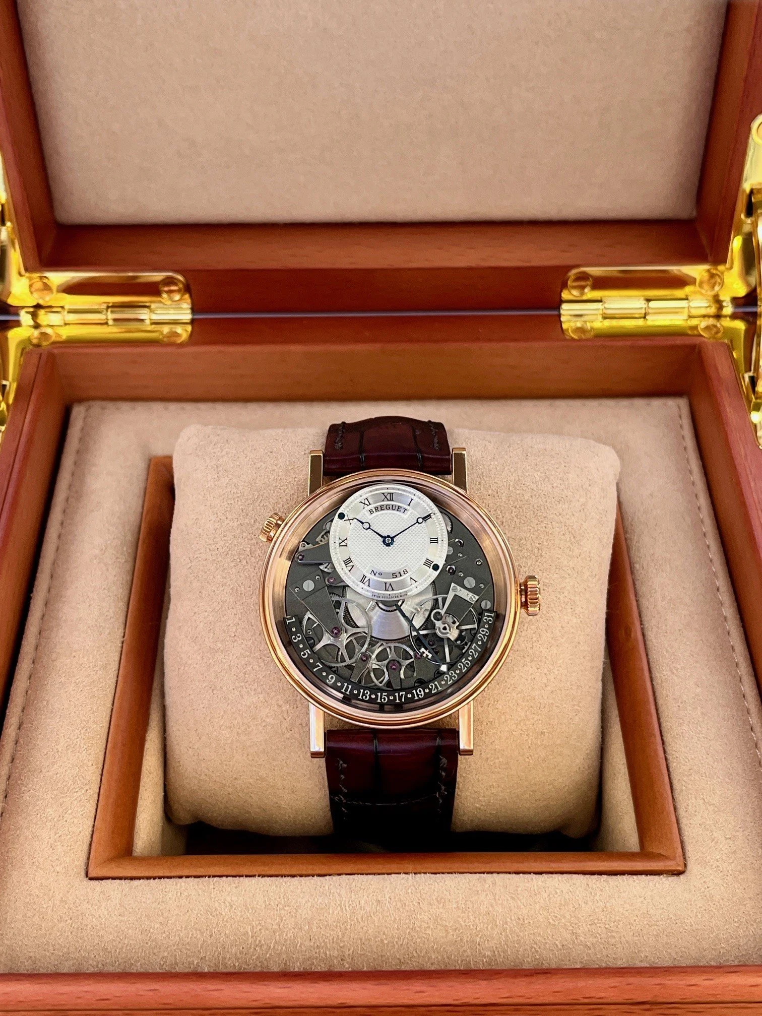 Breguet Tradition Quantieme Retrograde Main.jpg