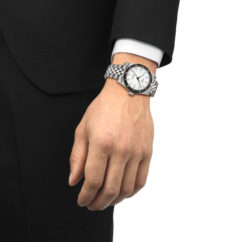 T149.407.11.031.00 Wrist.png