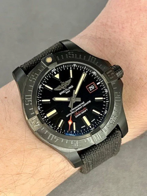 breitling/avenger/avenger-blackbird-44/V17311101B1W1 — Craig  display picture 1