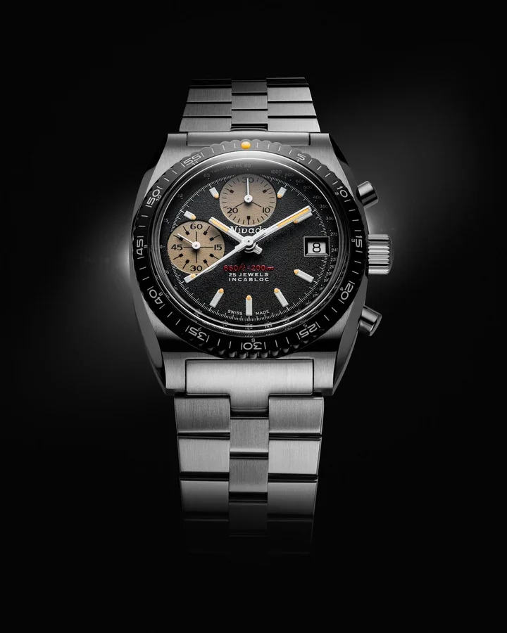 chronosport-yellow-351134_720x.webp