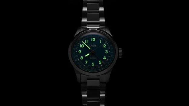 01 754 7798 4065-07 8 20 06 Lume.jpg