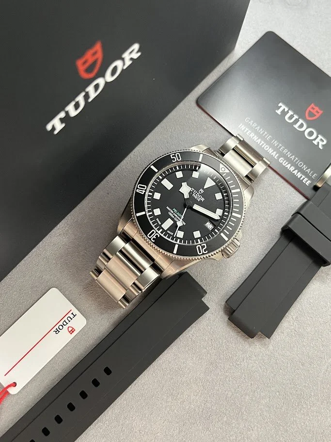 Tudor Pelagos Ultra 2543C1 Glamour.JPG
