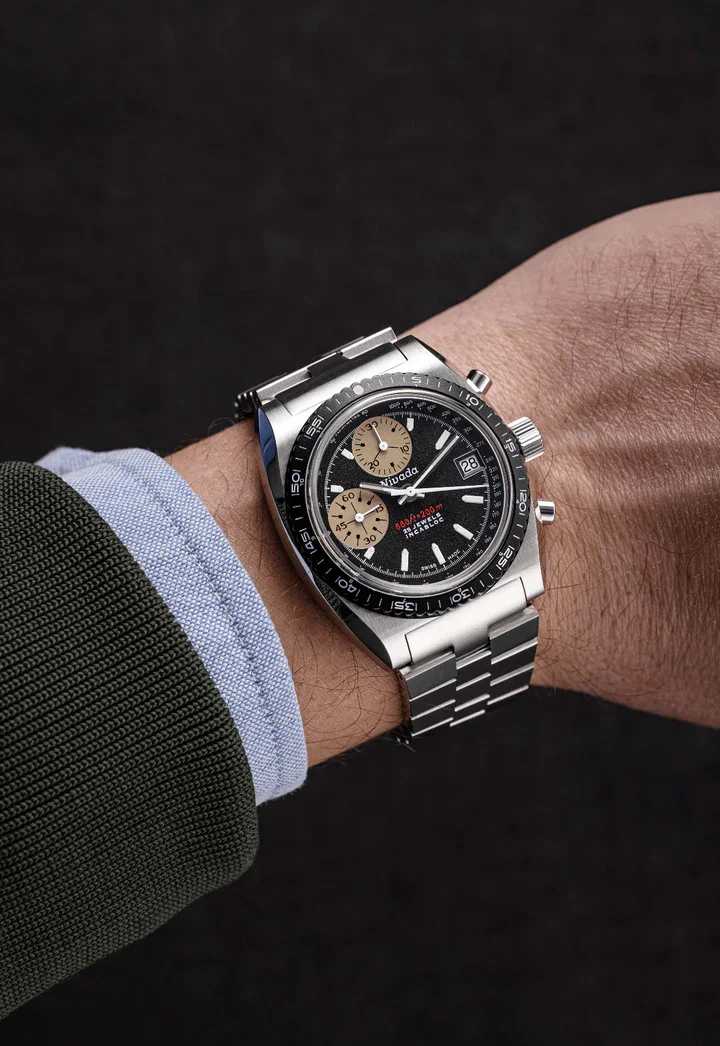 chronosport-yellow-579734_720x.webp