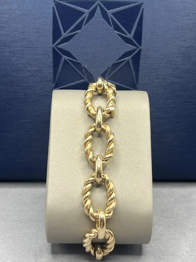 18k twisted link bracelet 516-208.JPG (Copy)