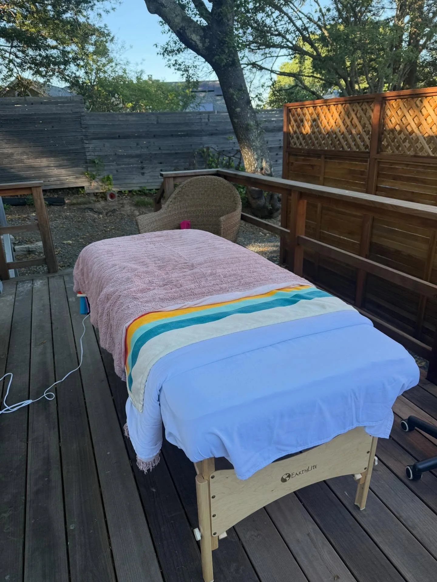 The porch is waiting for you 🪷🐲👽🪷

Hit me up for Porch Reiki Sessions in Sebastopol under the beautiful oak trees come receive energy healing and a gentle nudge back to yourself 🖤

Sessions available select times Monday+ Tuesdays, Thursdays and 