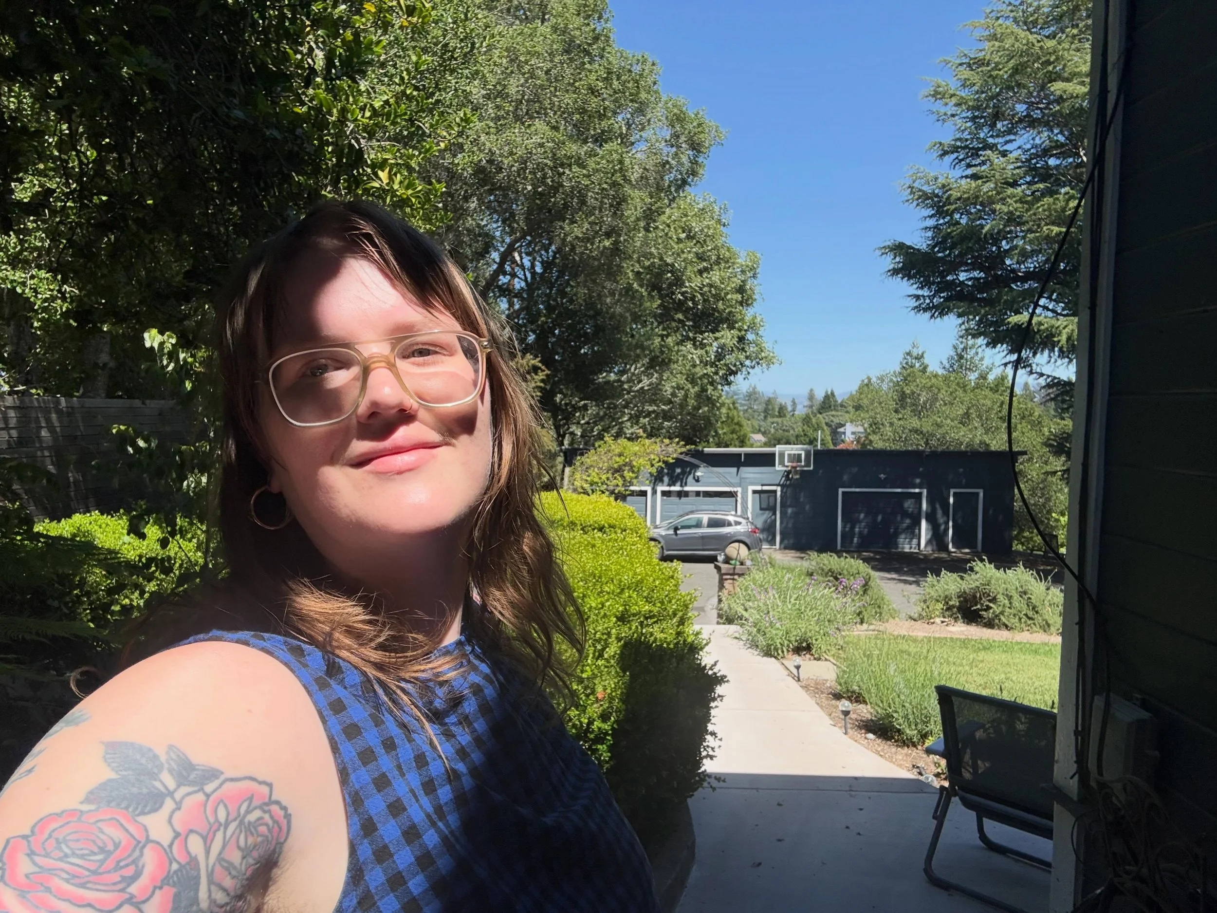 Yoga Teacher in the Works 🔥

Feeling inspired from my Yoga Teacher Training Weekend 2, excited to bring this magic to my community and blend yoga with reiki and sound magic 🗝️

Lots to Share 🌷