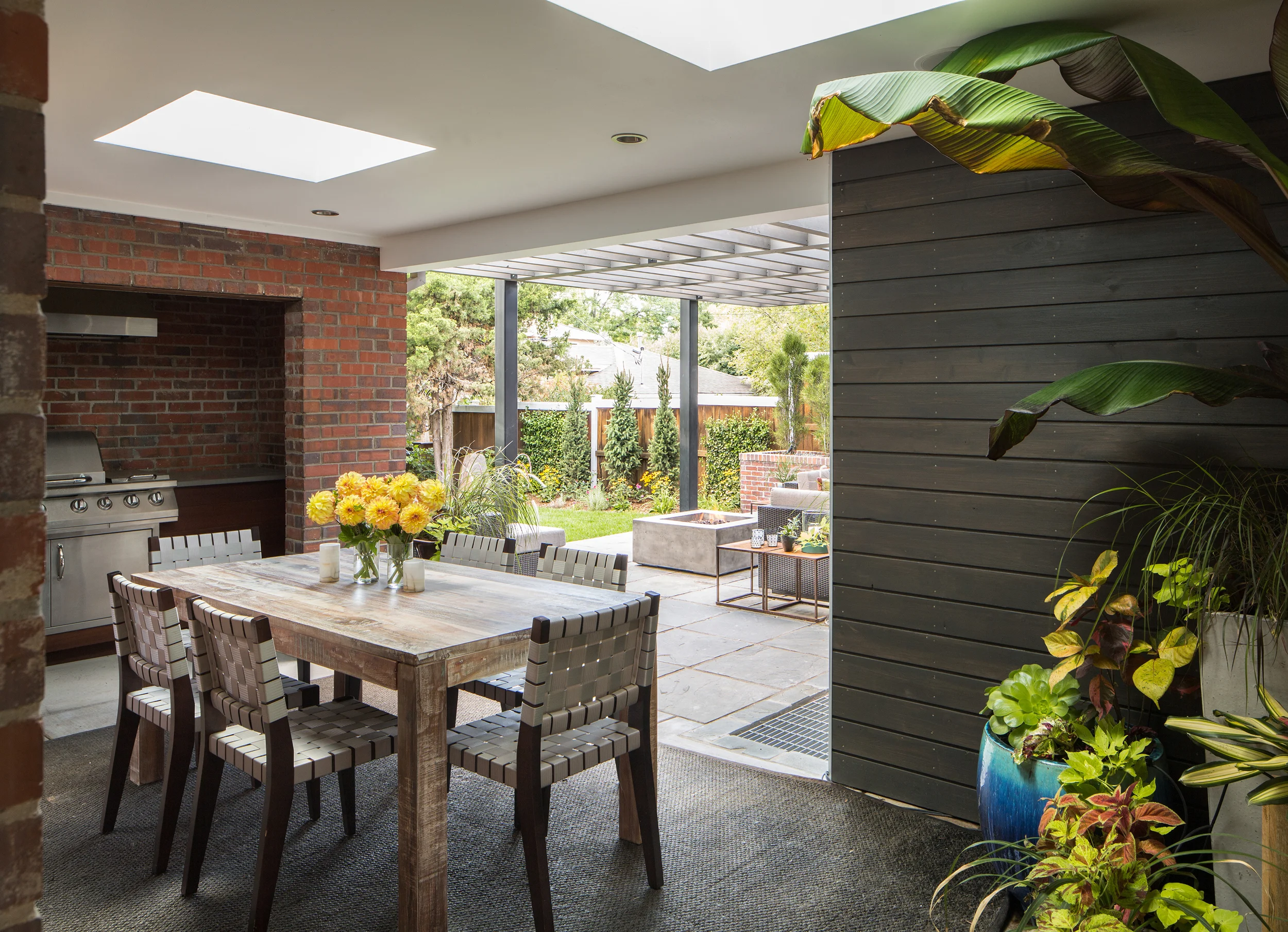 013 patio.jpg