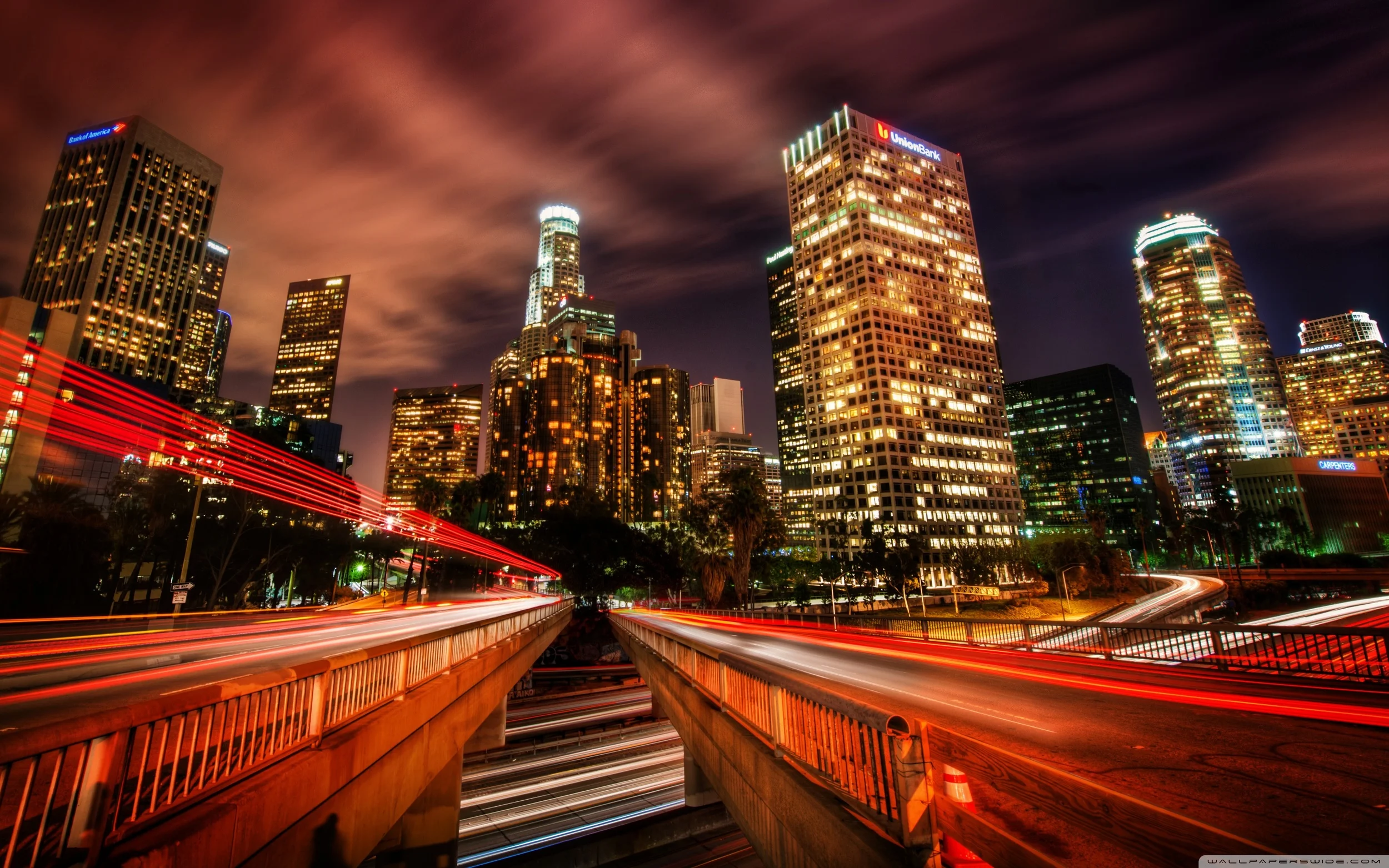 downtown_los_angeles_at_night-wallpaper-2880x1800.jpg