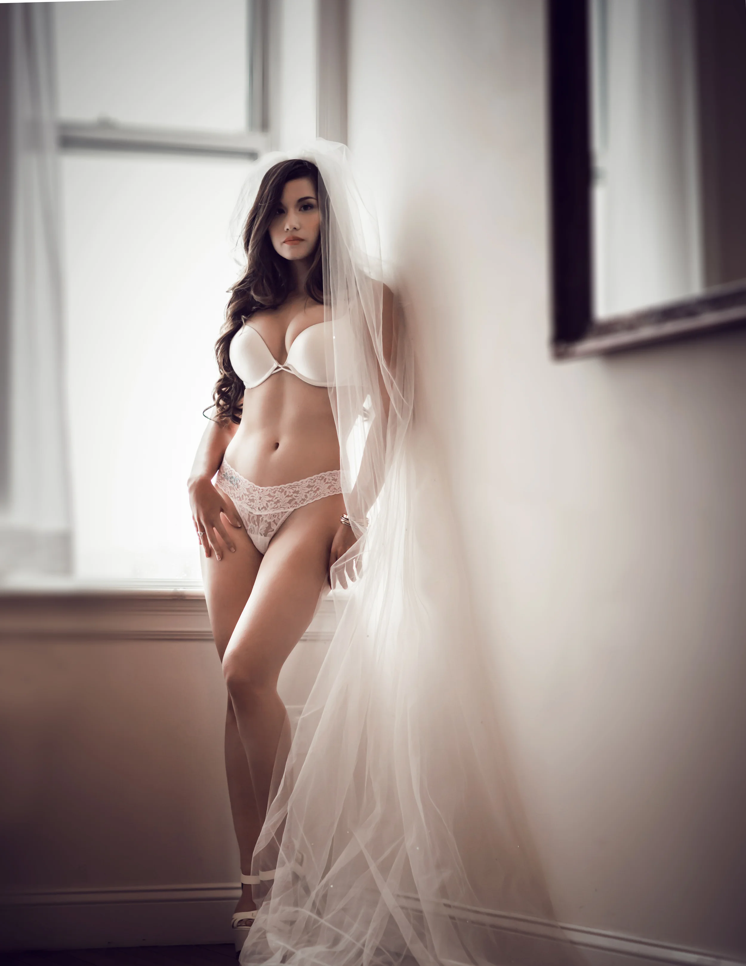 BOUDOIR-NYC-RED BANK-NJ-BRIDE-BRUNETTE-VEIL