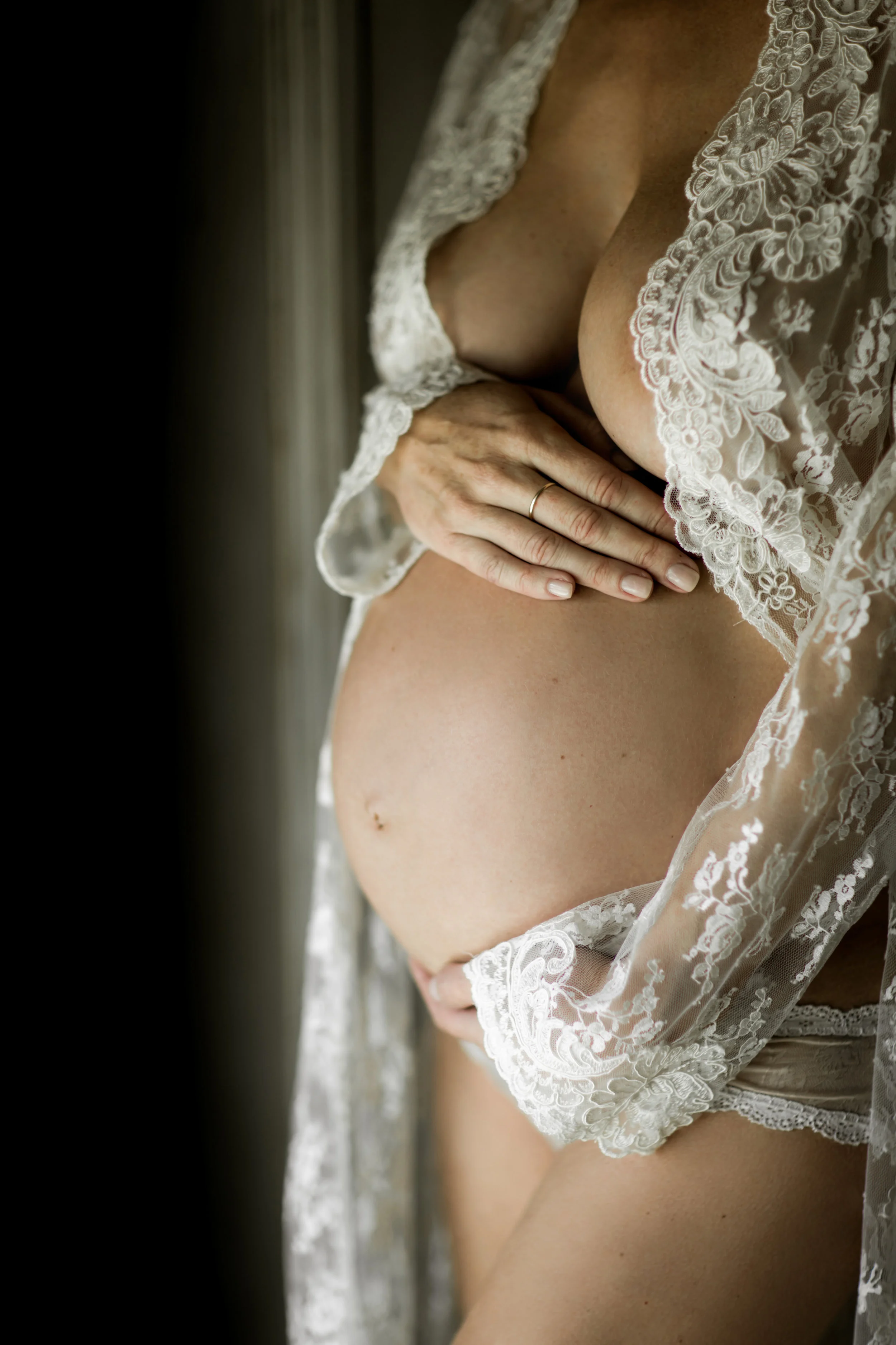 NJ-RED BANK-MATERNITY PHOTOS-TARYN-DUNNIGAN -2657.jpg