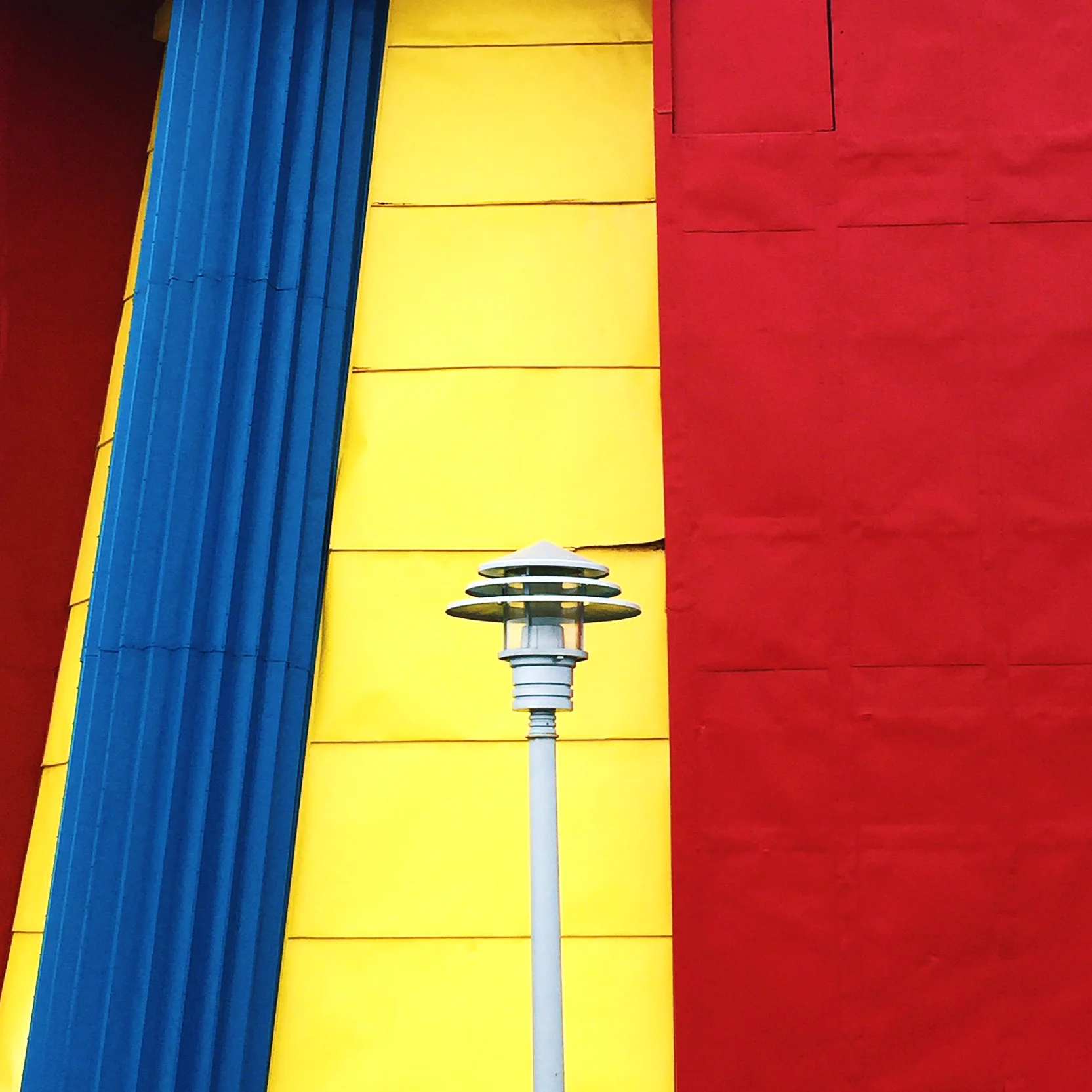 amy_chen_design_coney_island_light.jpg