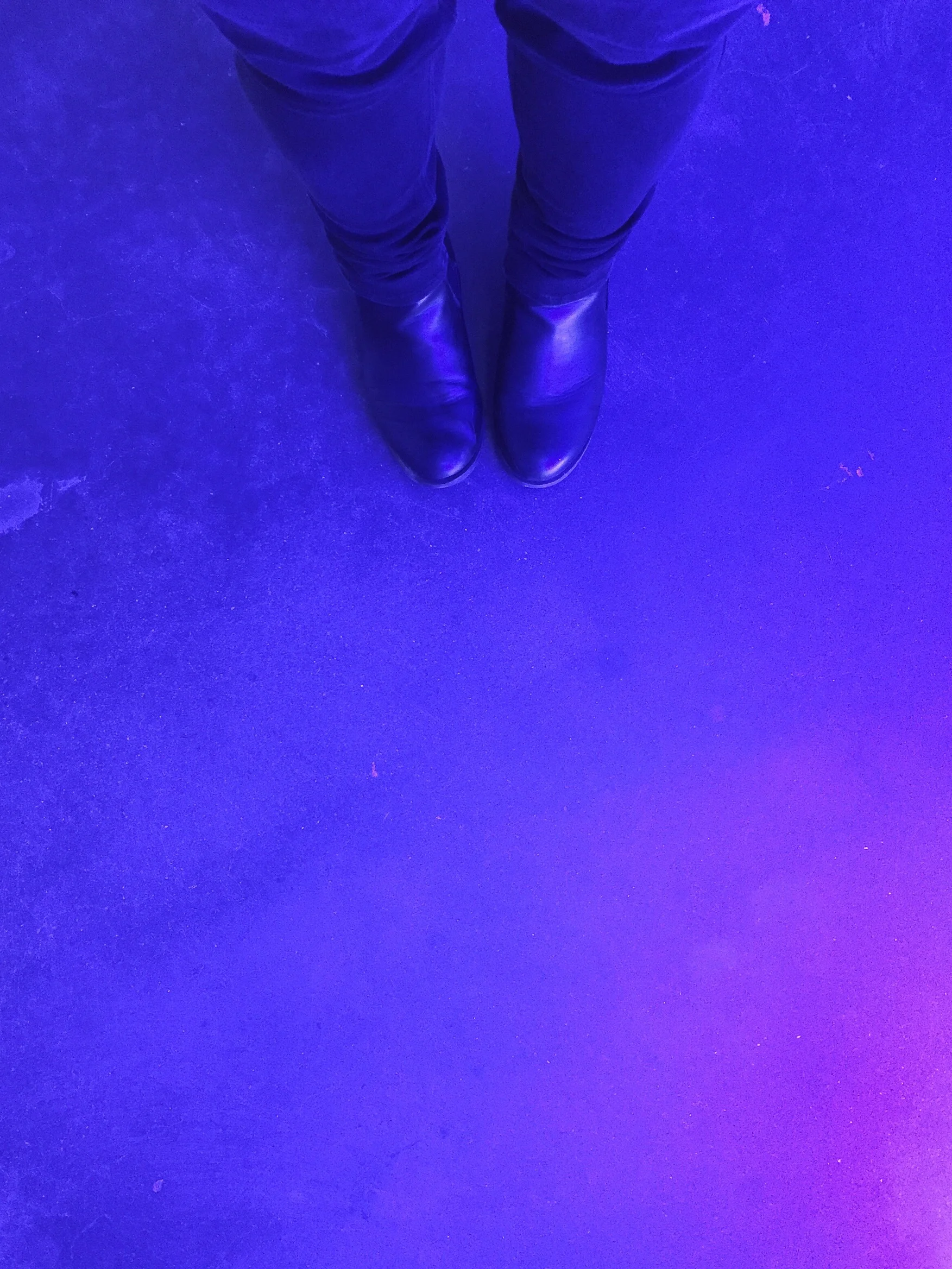 amy_chen_design_dan_flavin_david_zwirner_5.jpg