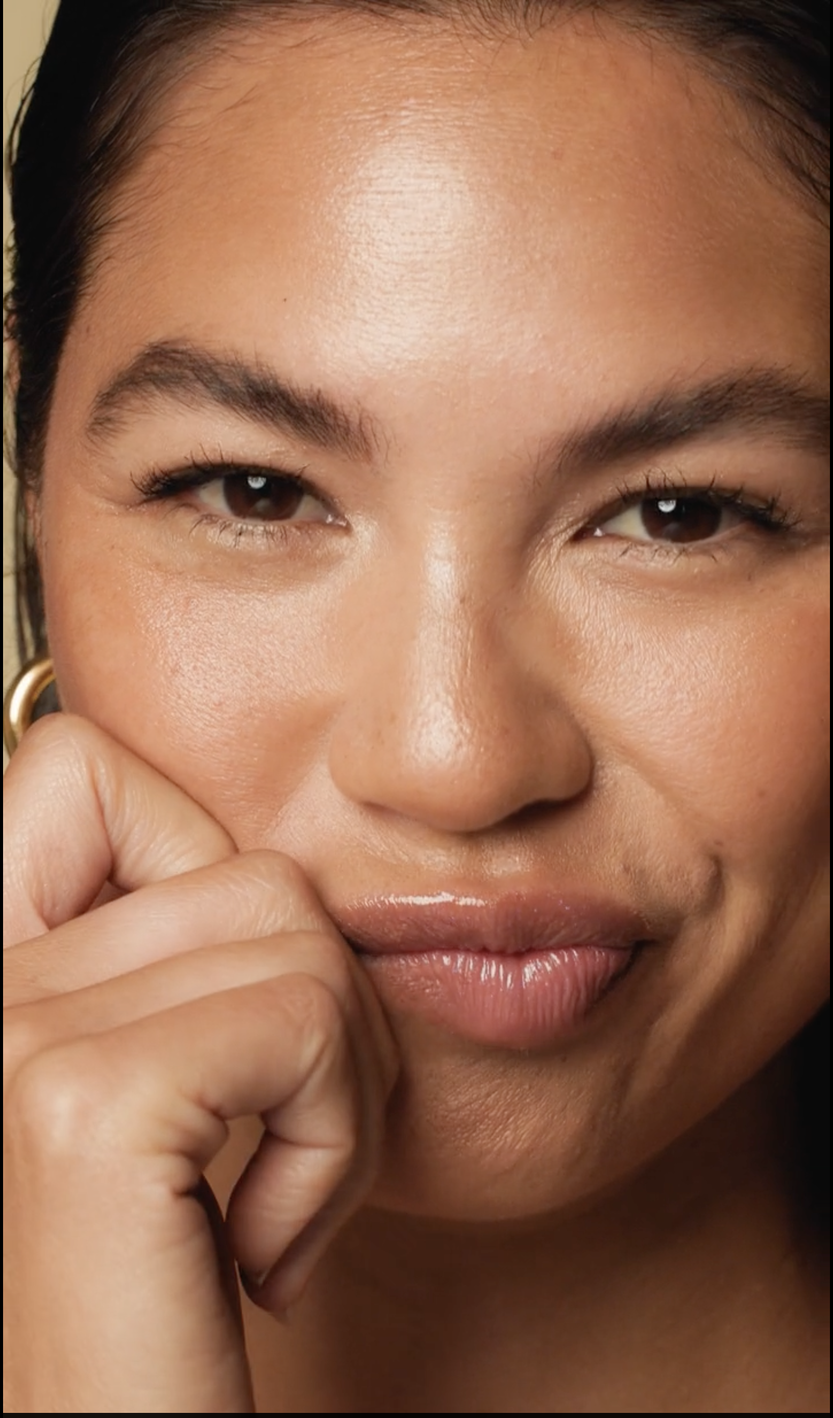 AMANDA X KELLY Beauty Spot