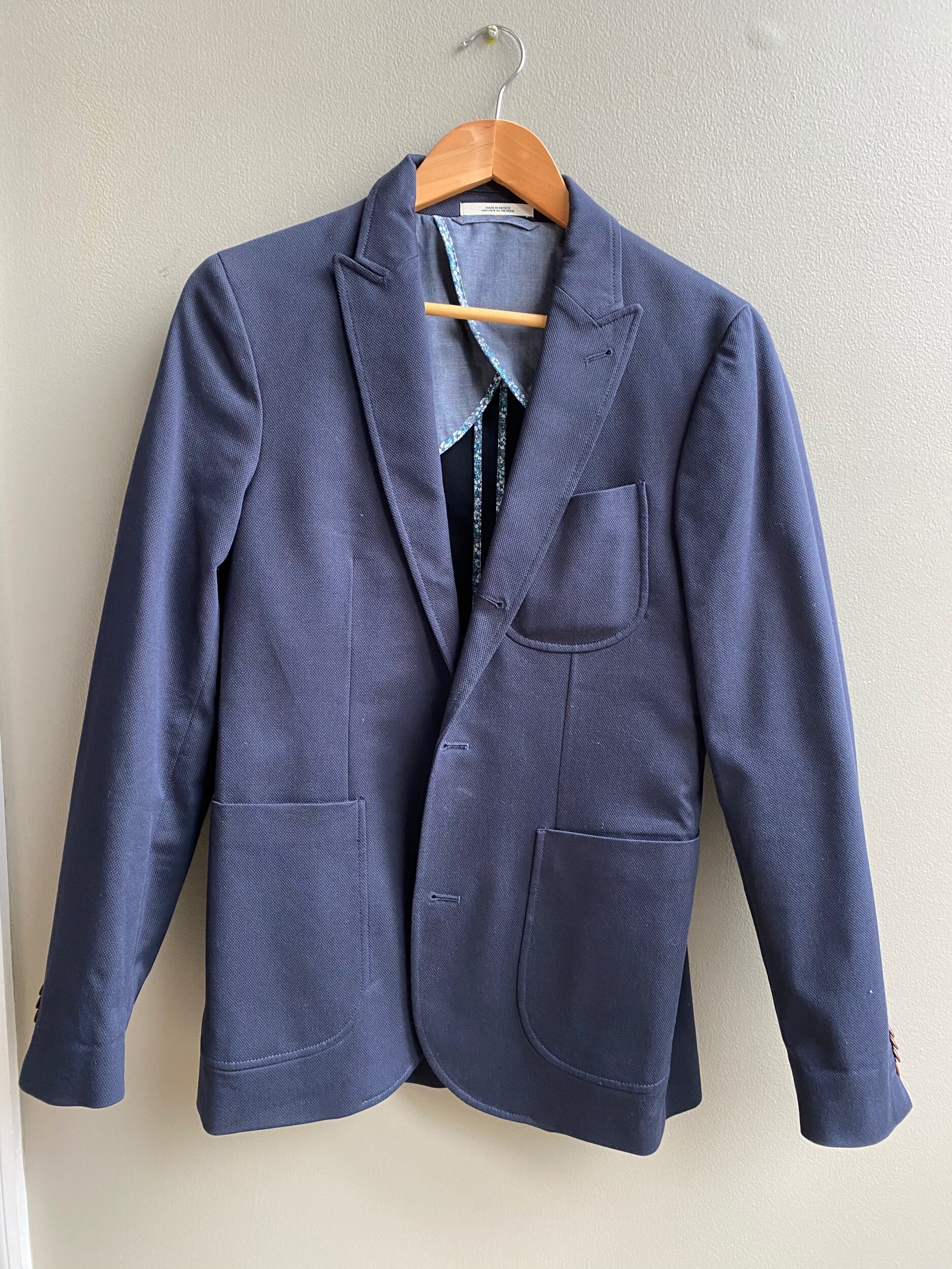 E8CBEB2F-5932-4147-9EF4-30E4C1588145