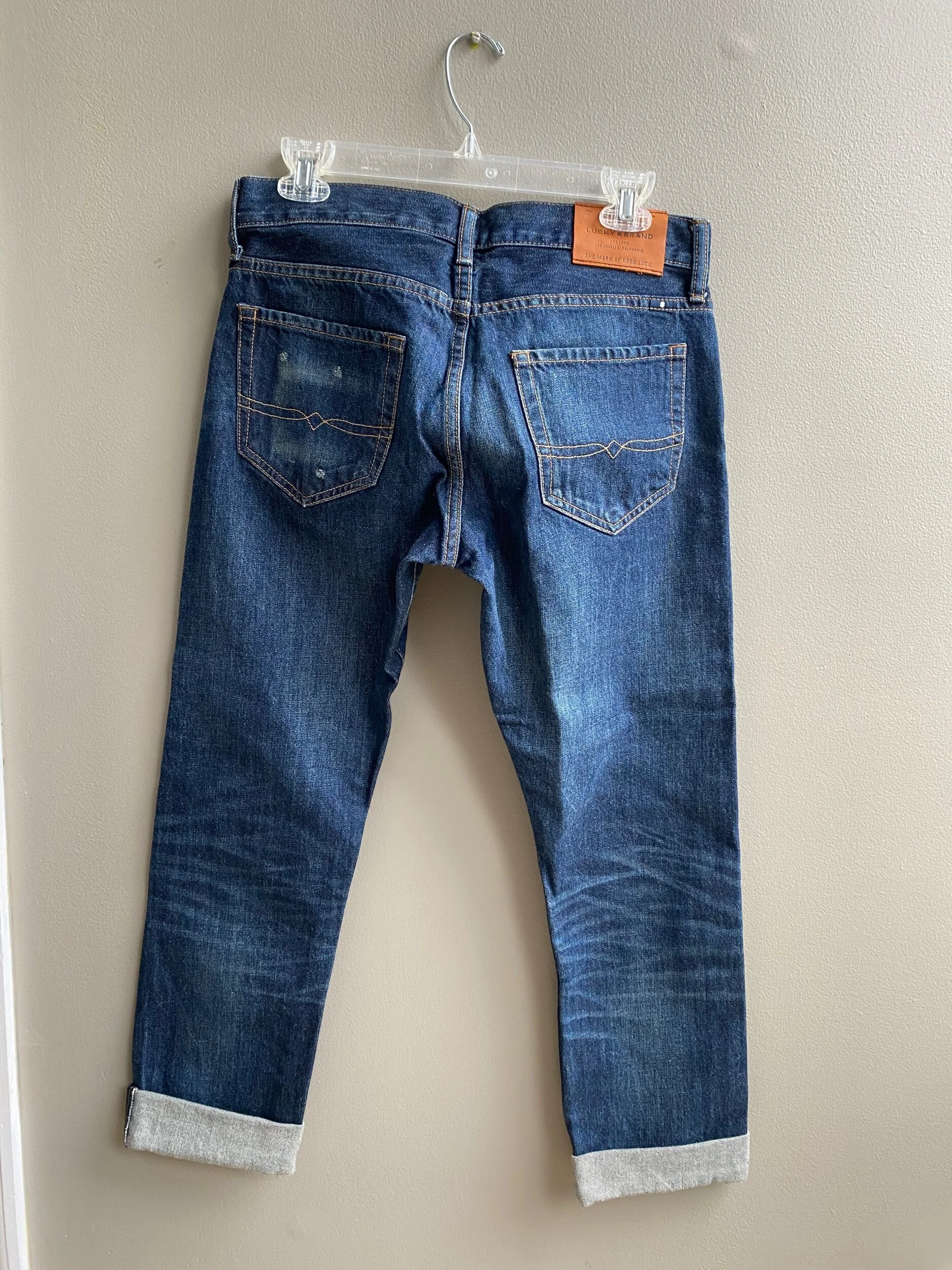 E975384F-FFF8-4C77-BF94-1DED18145DC3