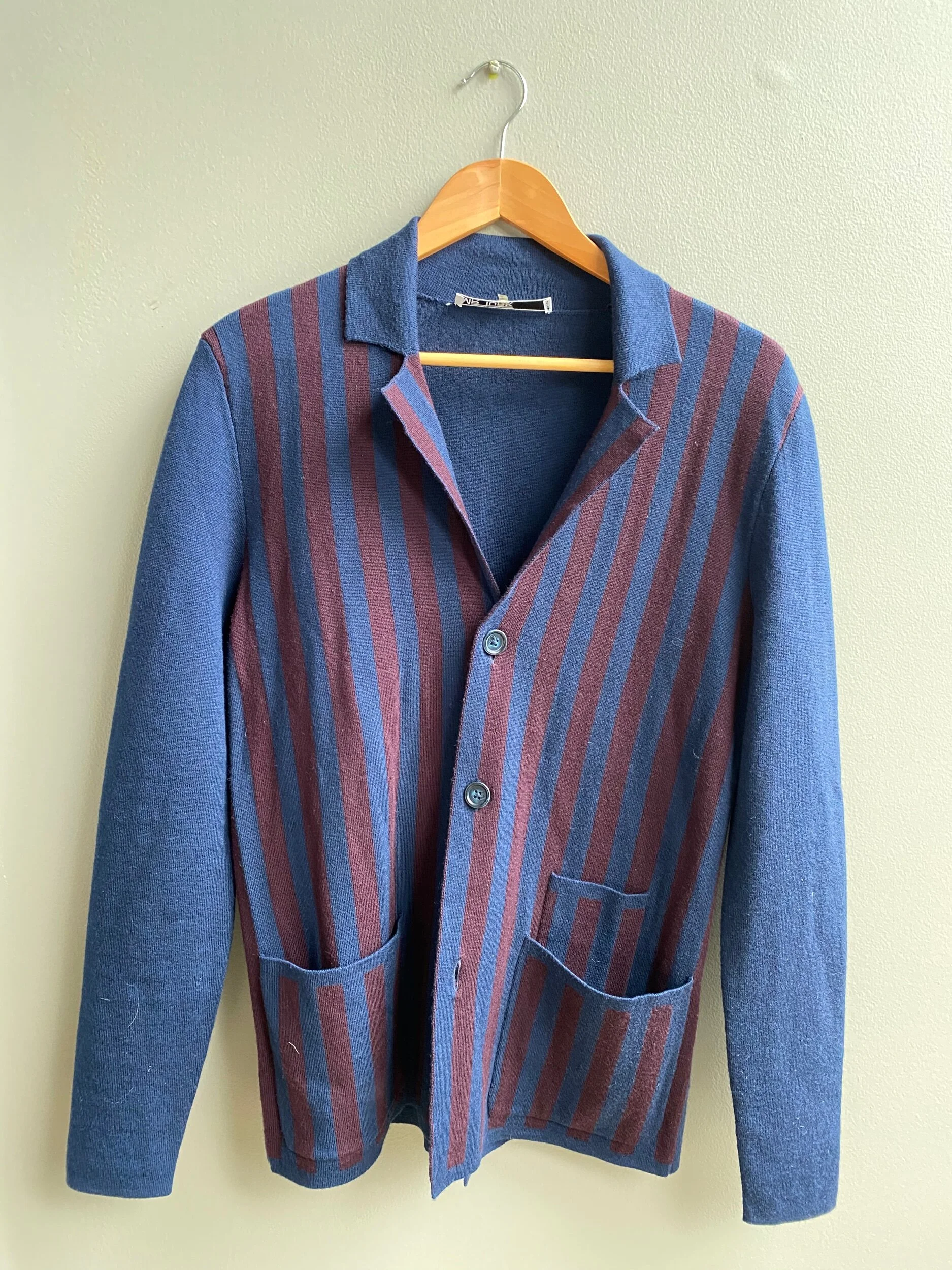 ACC888B6-6F0C-4EA1-AE81-22843F82541D