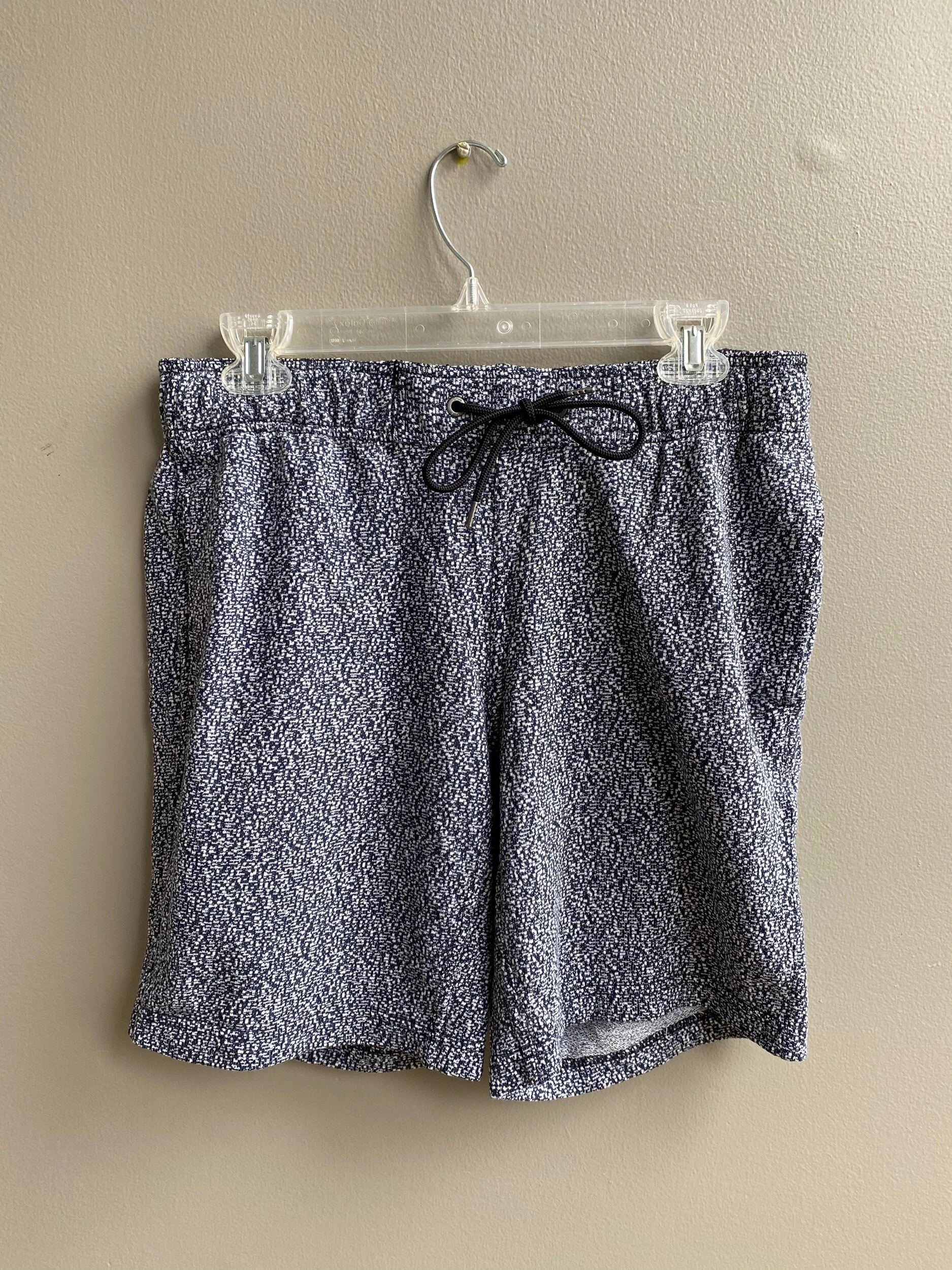 879B0E0E-DF4D-43A1-BA07-2A13BB1AFD4E