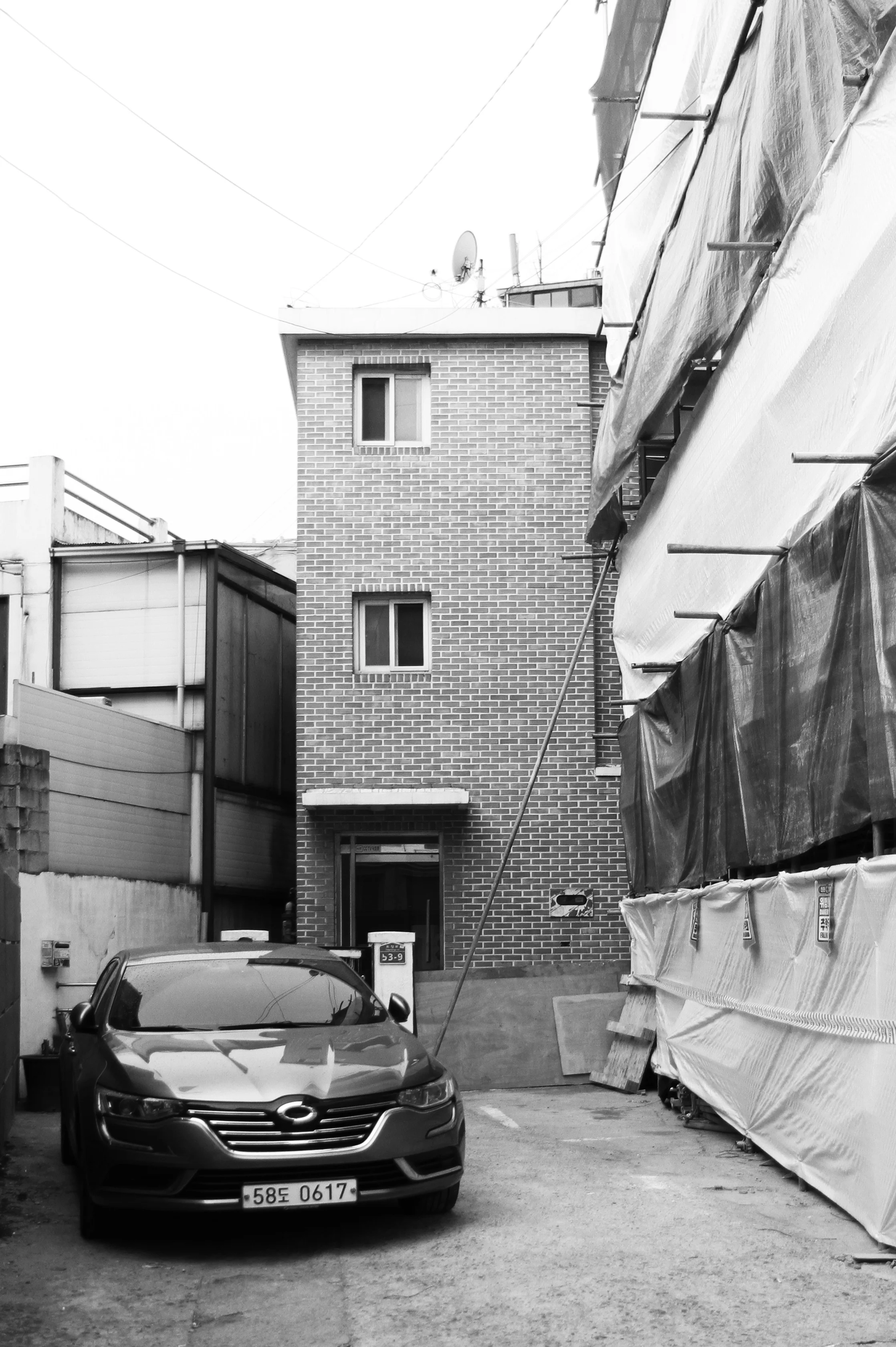 Original_BW_crop2.jpg