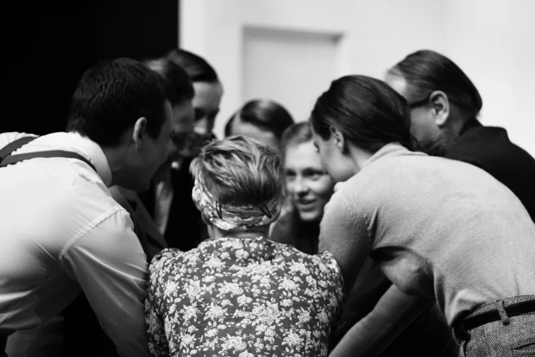 18. Cast & Director pre-show huddle - Plaza Suite - Visitor from Mamaroneck.jpg