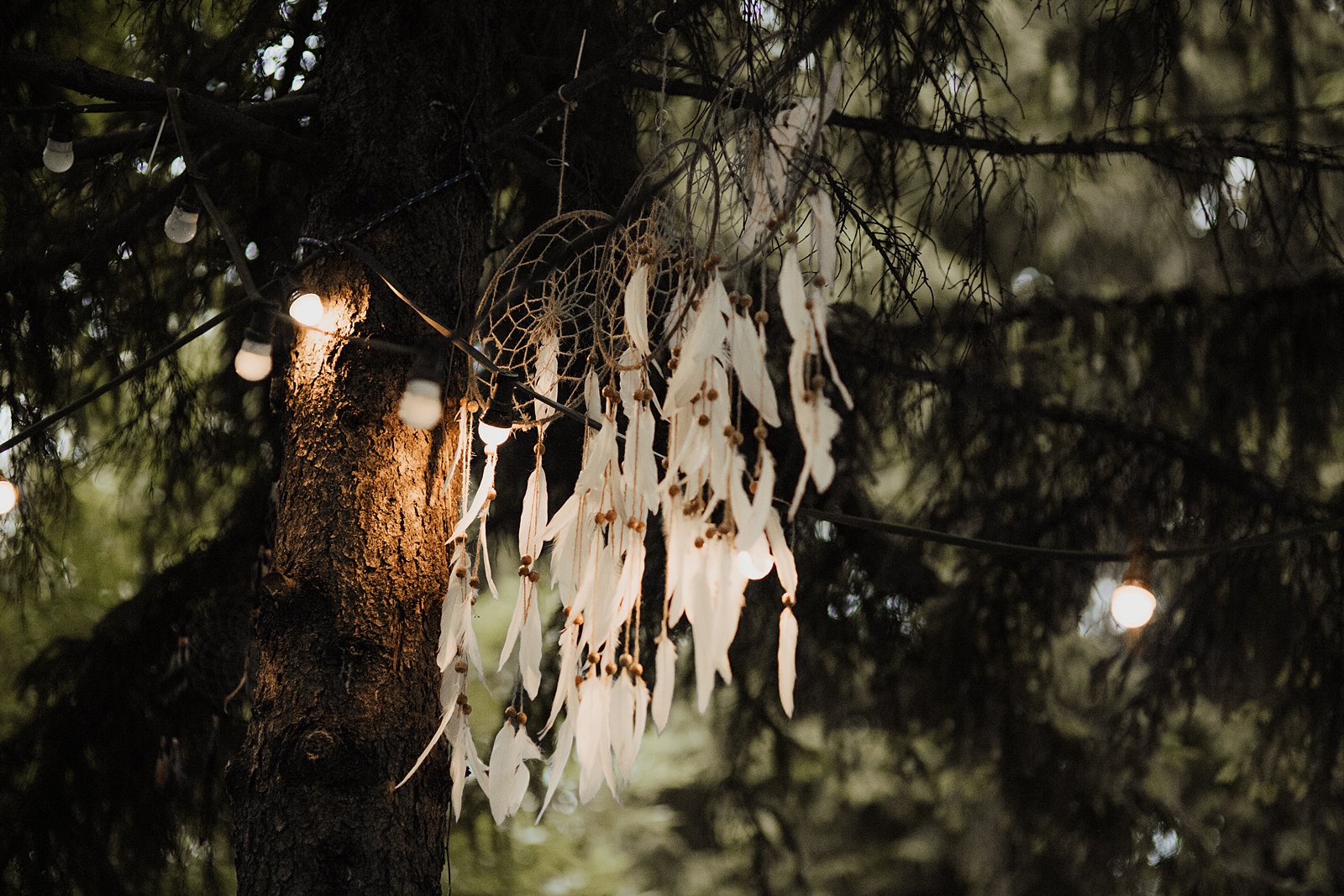 boho-industrial-wedding-bucharest- dreamcatcher-liaandlau1