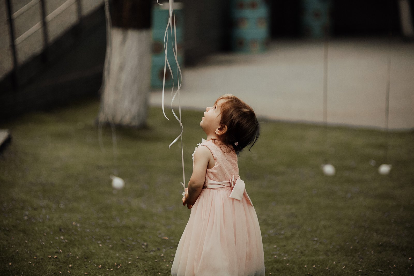 boho-wedding-girl-balloon-liaandlau