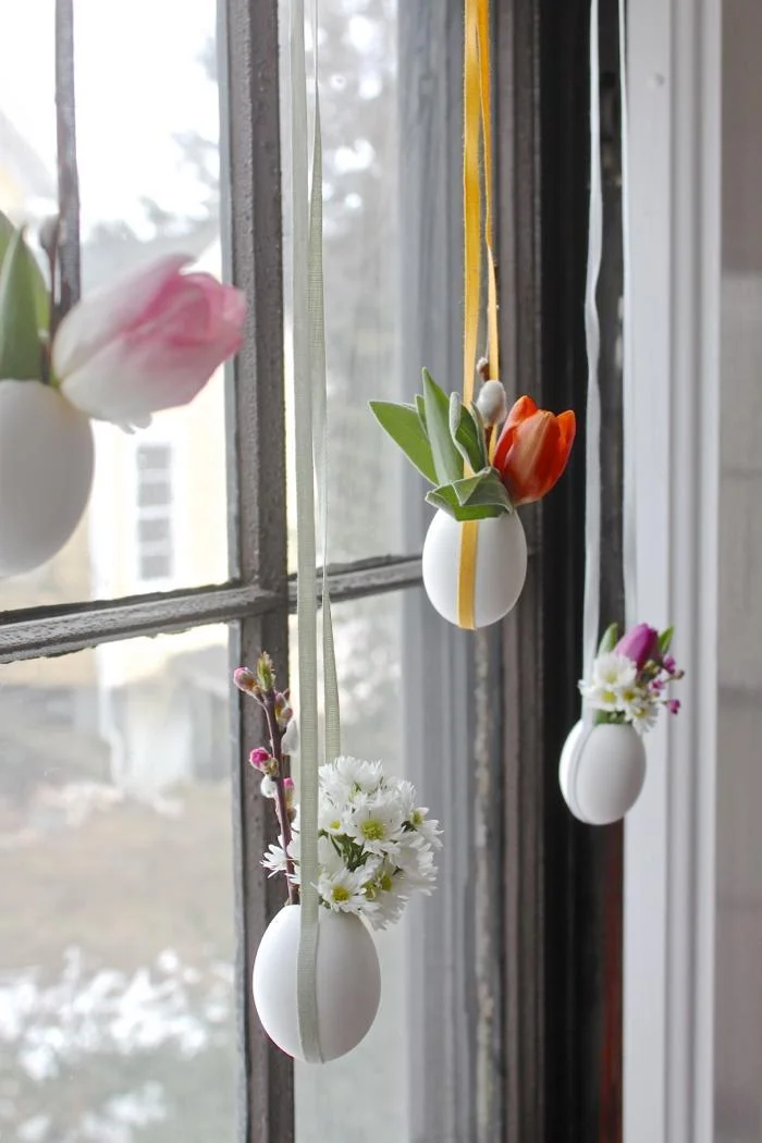 700_easter-egg-vases.jpg
