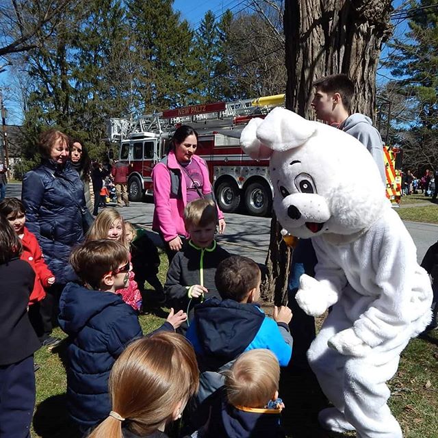 Don't miss the 31st Annual Easter Egg Hunt on #HuguenotStreet tomorrow! Free and open to the public for participants ages 1-12. Sponsored by the New Paltz Youth Program and the #NewPaltz Police Department.