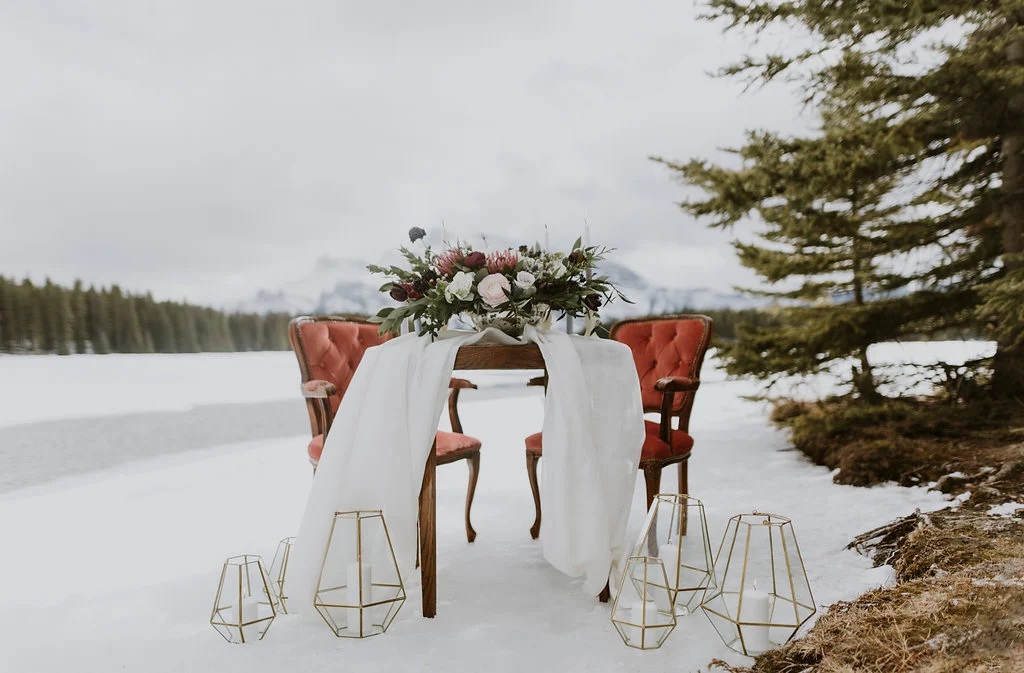 KatelynAnnePhotographyLakeMinnewankaElopement(7of63).jpg