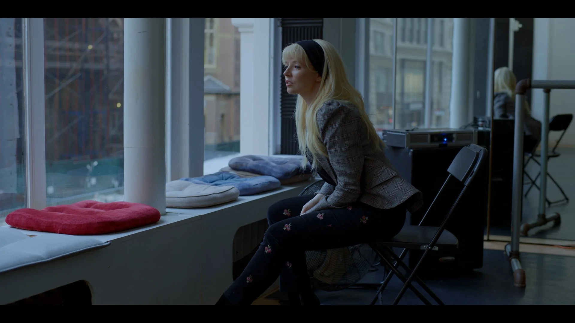 Left With Only Rain_1080_2_23.98_709_ProRes 422HQ_Stereo_5.1_Stereo M_E_2023-02-07.01_25_37_09.Still041.jpg