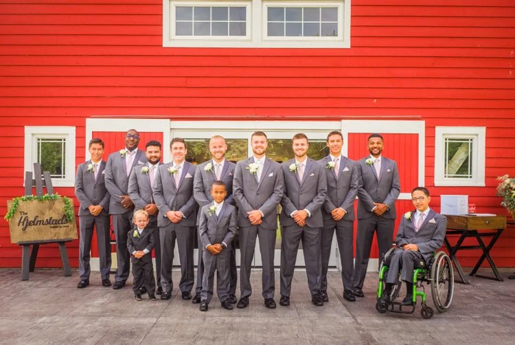 Grand Forks East Grand Forks Fargo Wedding Photographer Beautiful Rustic Summer Wedding In